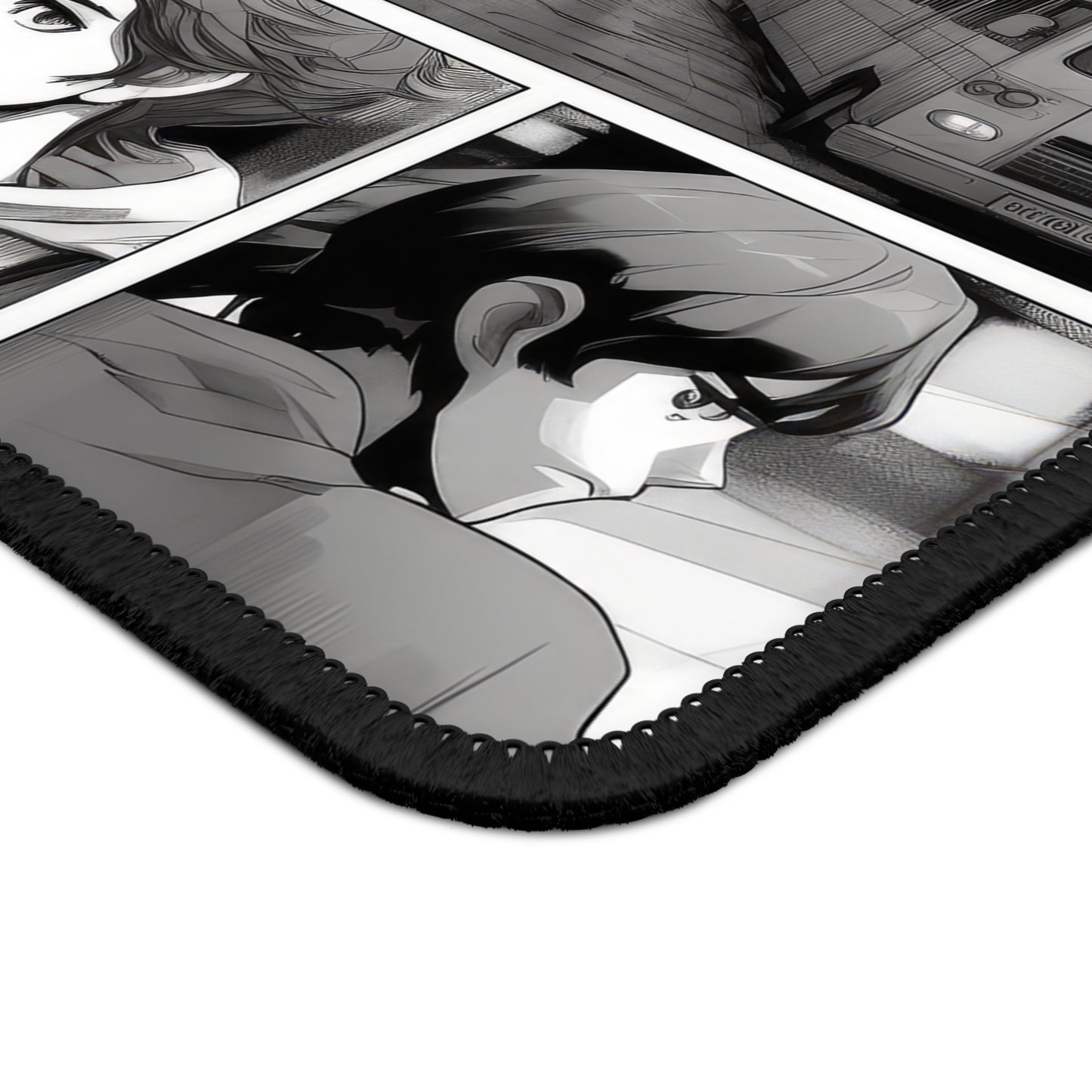 Black and White Manga City Mouse Pad