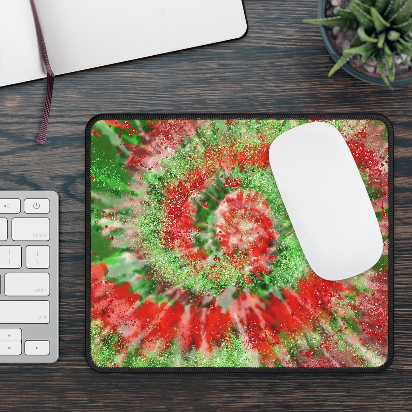 Christmas Tie-Dye Glitter Mouse Pad – 9x7 Neoprene Desk Mat with Red and Green Spiral Design