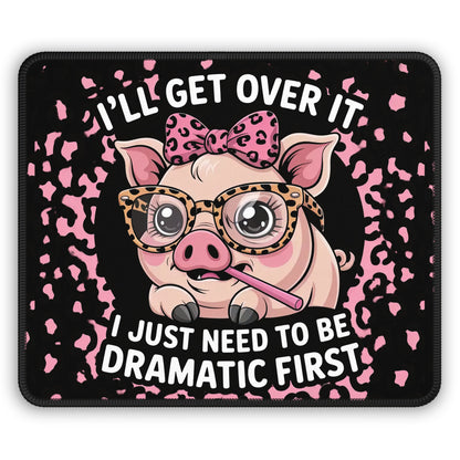 Dramatic Pig Attitude Mouse Pad