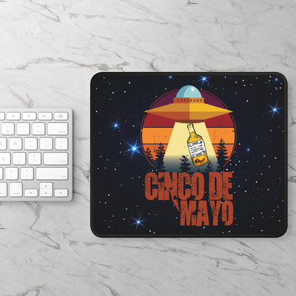 Cinco De Mayo UFO Mouse Pad