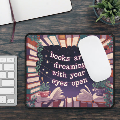 Books Are Dreaming Mouse Pad