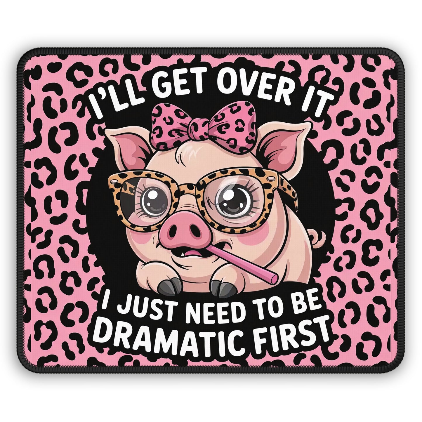 Dramatic Pig Mouse Pad