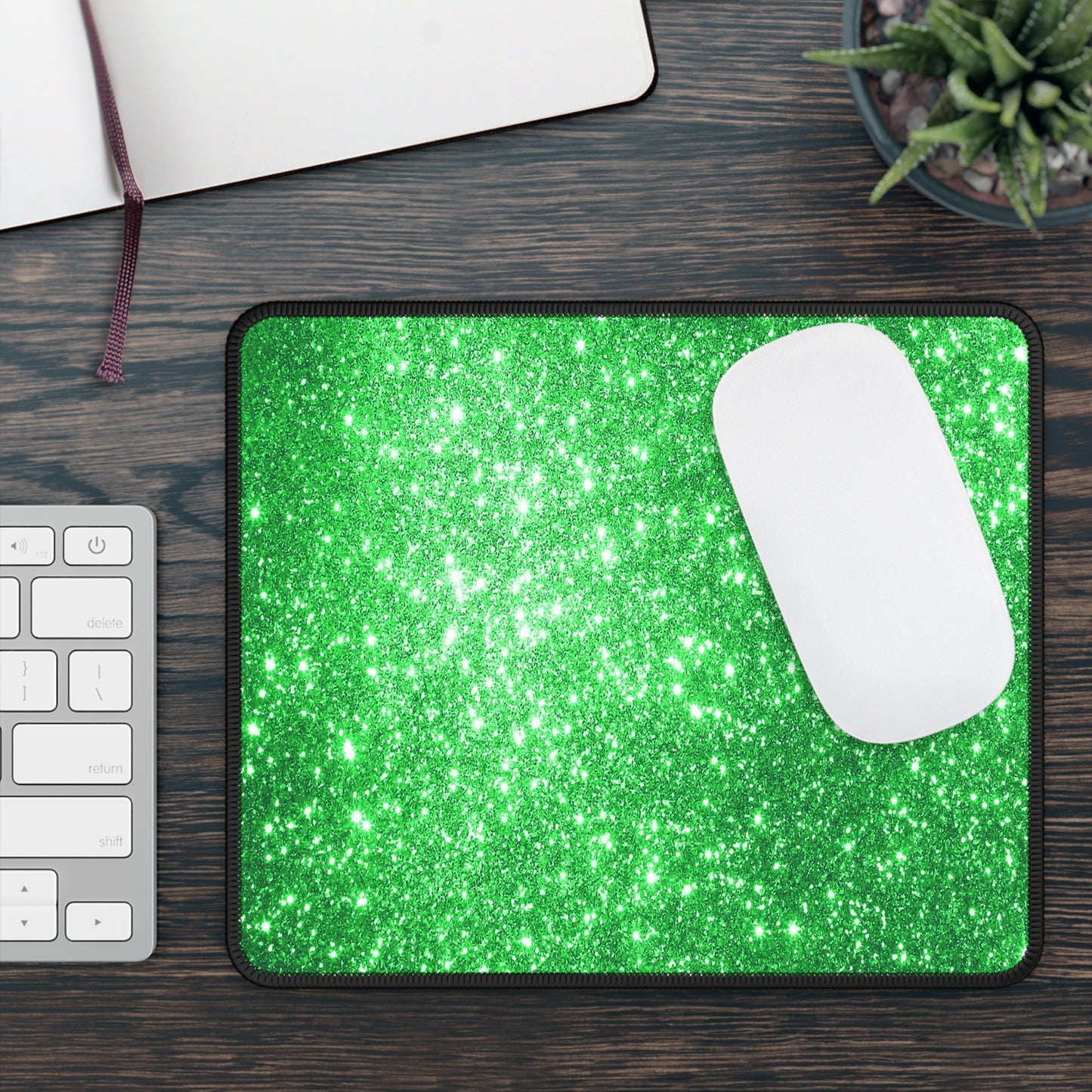 Emerald Sparkle Glow Mouse Pad