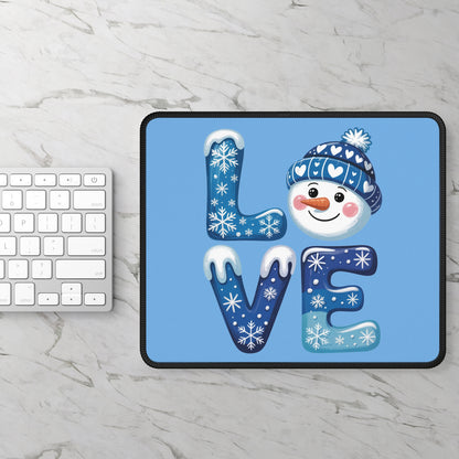 Snowman Love Mouse Pad