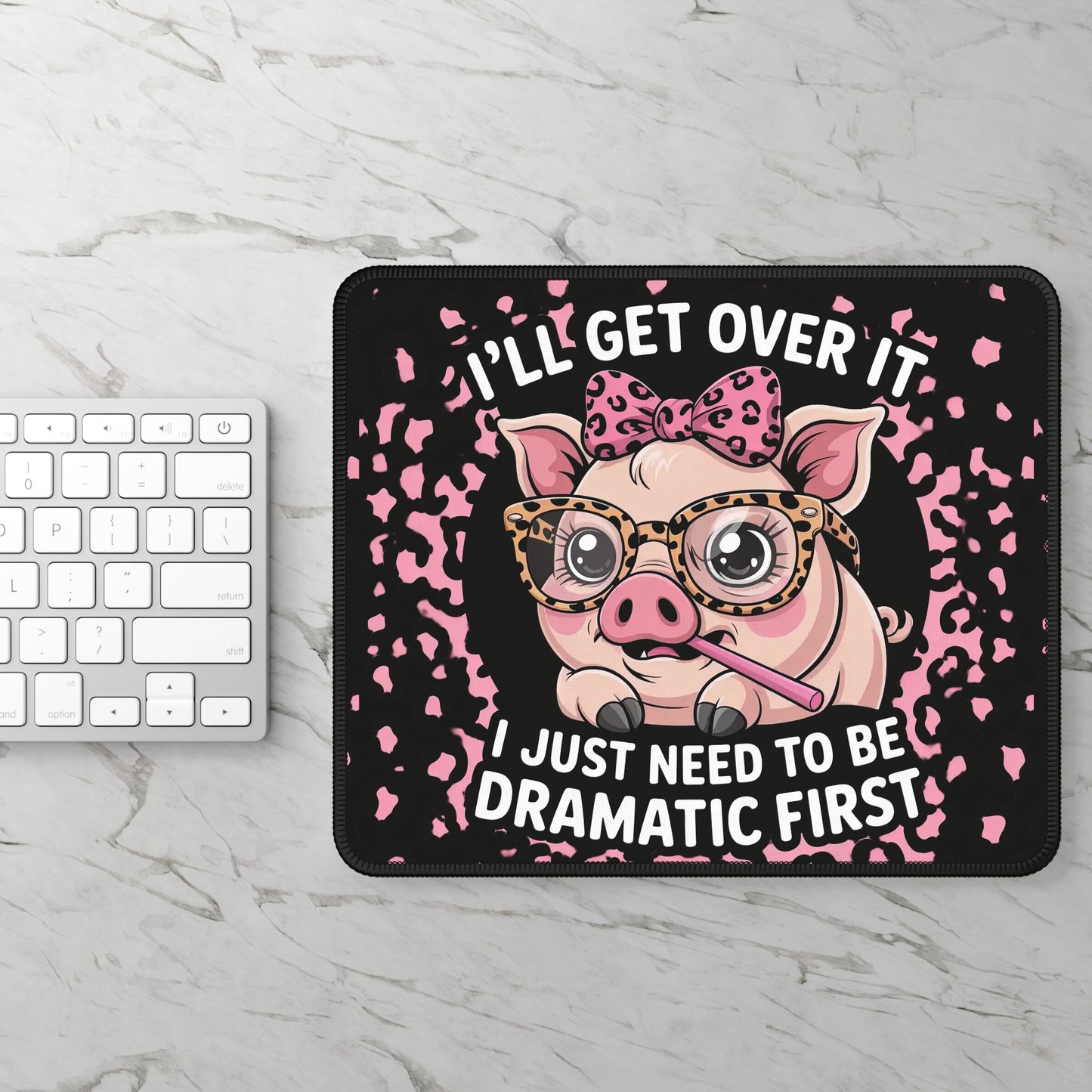 Dramatic Pig Attitude Mouse Pad